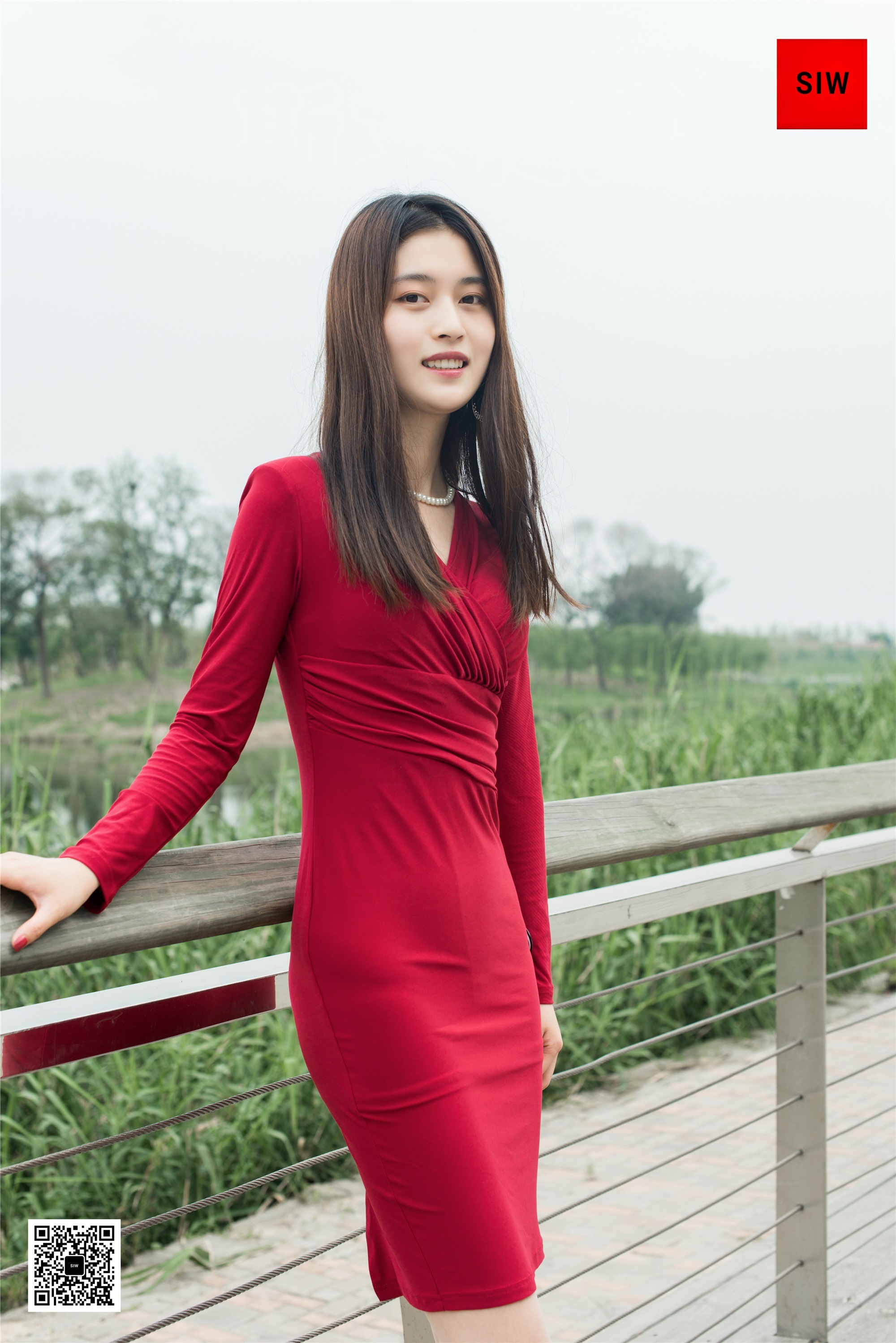 SIW Sven Media VOL.041 Waterfront red skirt - Zhen Zhen